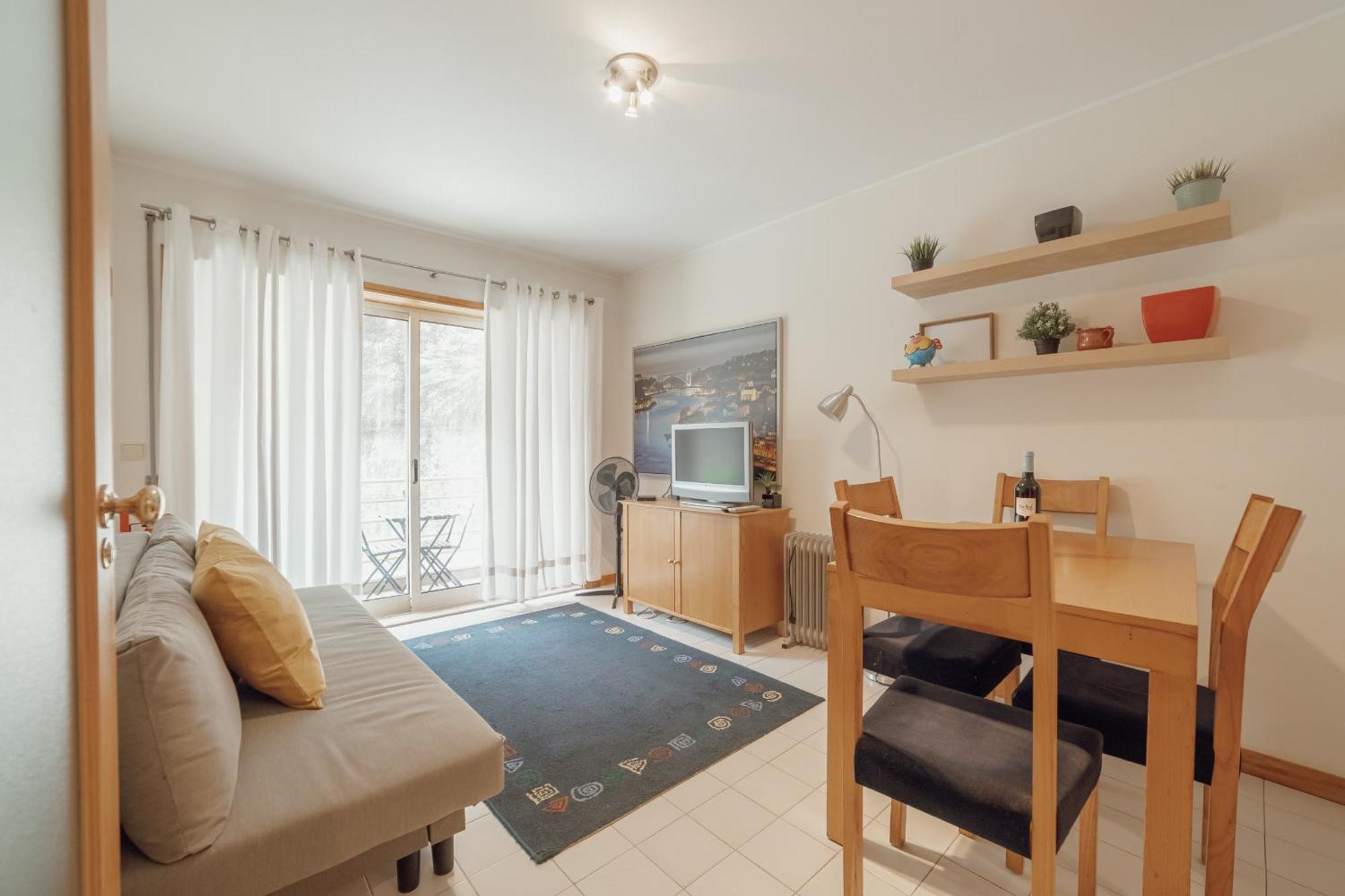 Downtown Trindade Apartment With Terrace By Vacationy بورتو المظهر الخارجي الصورة